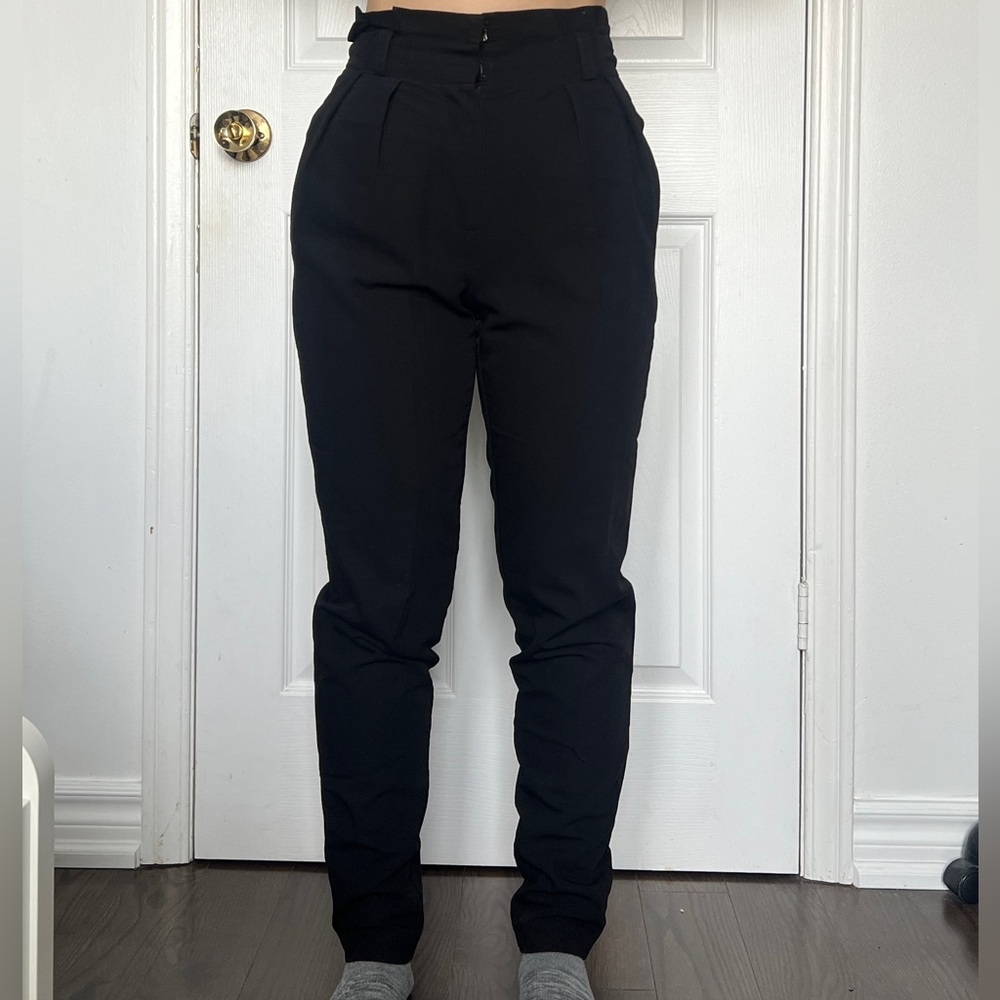 Forever 21 Women’s Classic Black Dress Pants